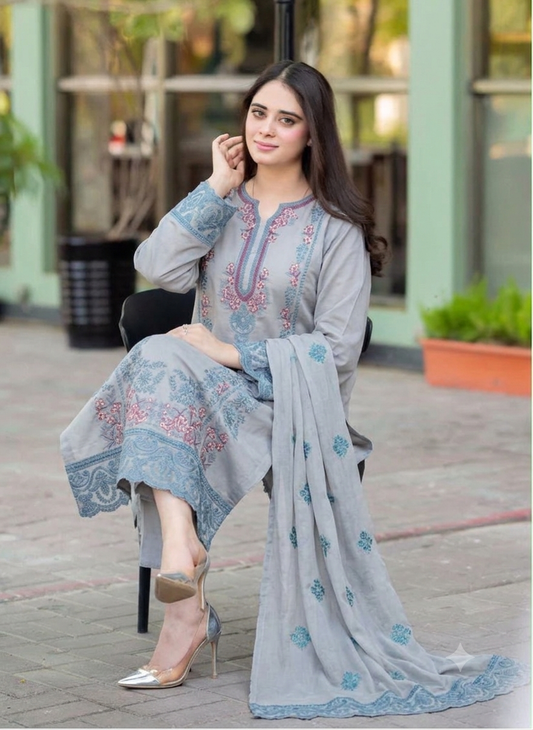 Mushq Fancy chickenkari lawn 3Pc - My Store
