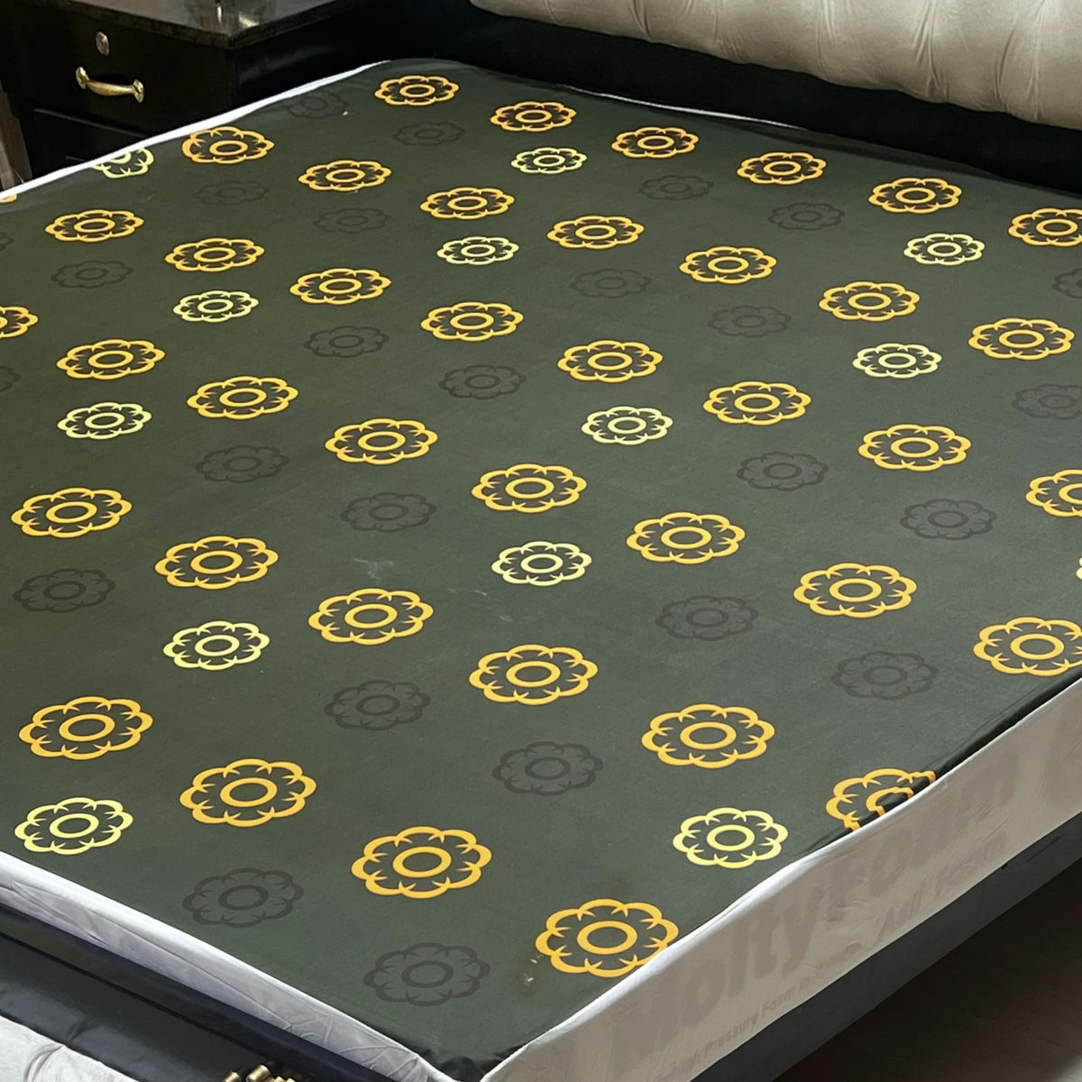 Printed Waterproof Mattress Cover King Size with Fitted Four Side Elastic