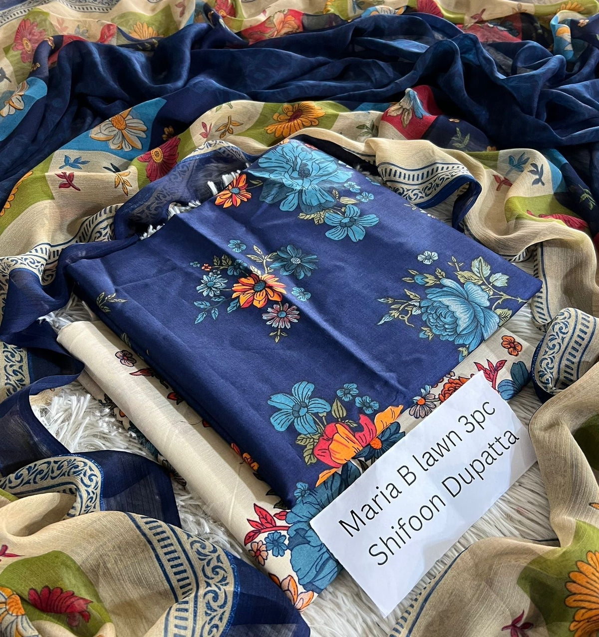 Baroque Lawn 3pc