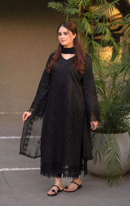 Fancy chicken Kari 3p Lawn Suit 2026