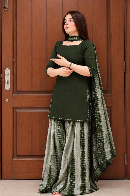 Lawn 3pc with Bhamber lace Duppata inspired by amna malik - My Store