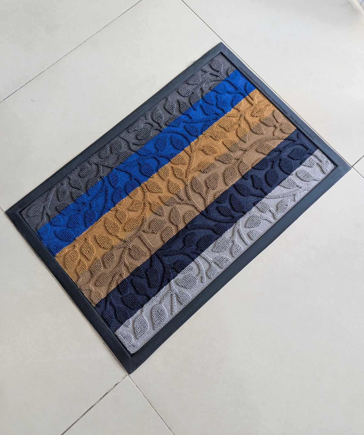 Premium Anti-Slip Heavy-Duty Door Mat – Durable Dirt Trapper for Home & Office