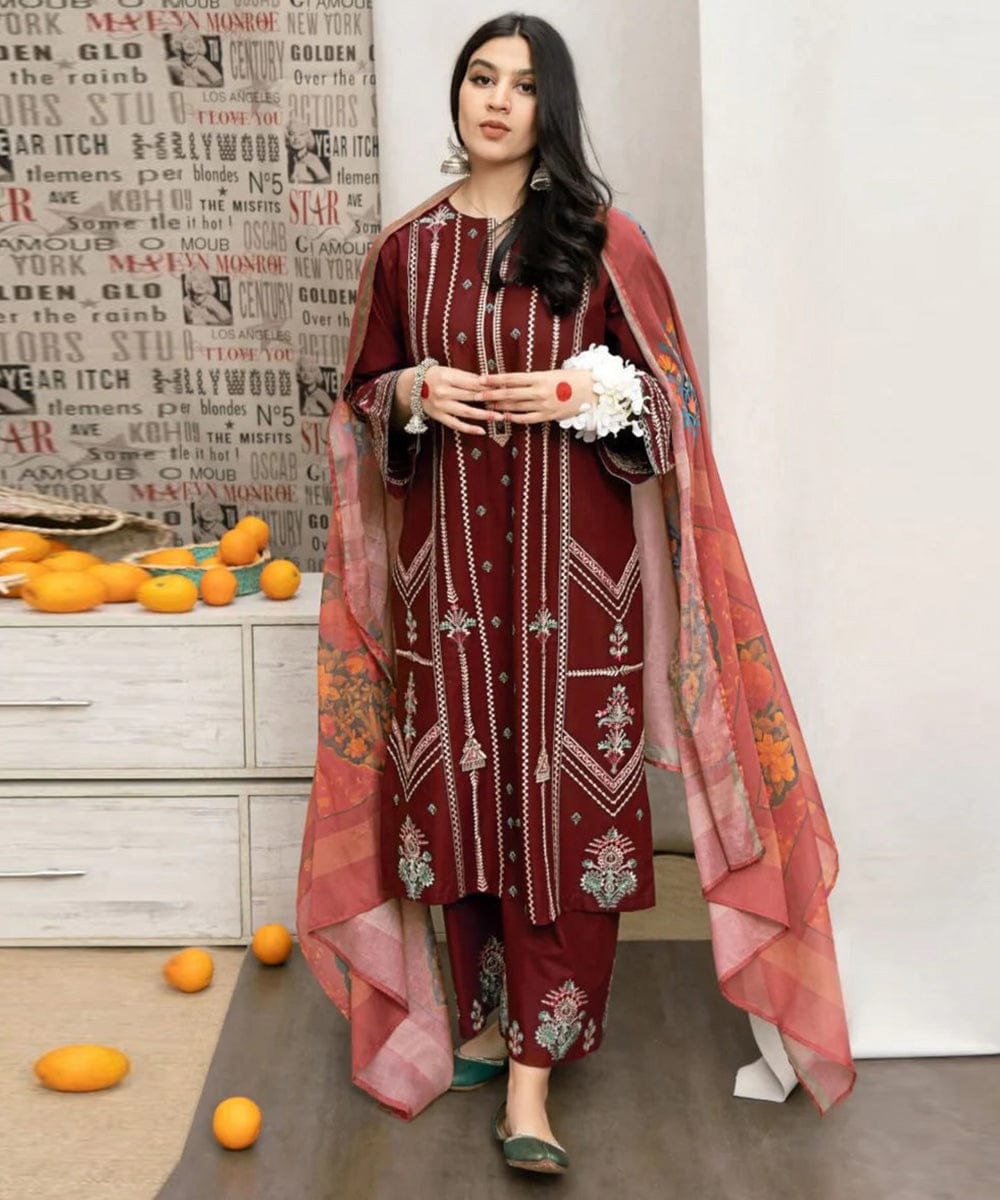 Urge brand fancy 3p Lawn Suit 2026