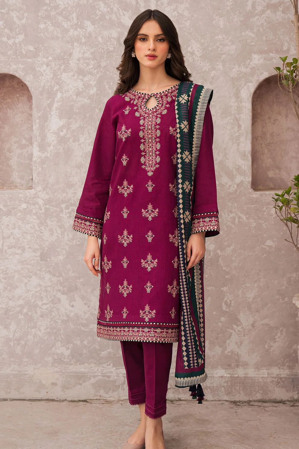 Jazmin 3p Lawn Suit 2026